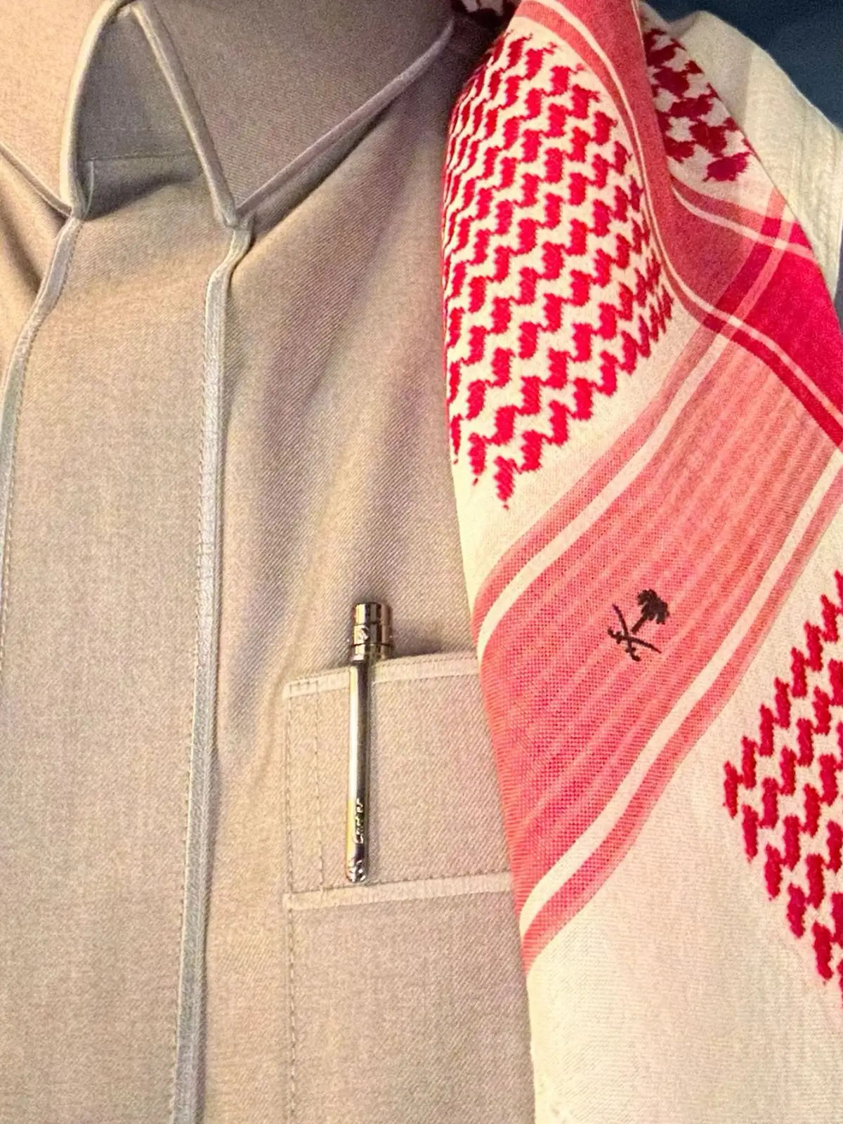 أزرار فاخرة